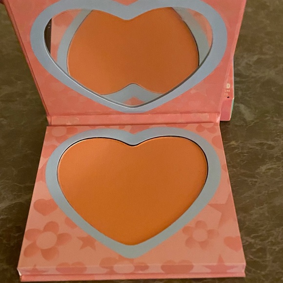 BRAND NEW Powerpuff Girls Colourpop Blush - Picture 4 of 5